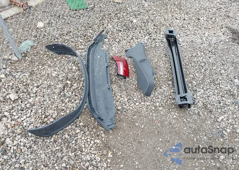 2024 Volkswagen Jetta 1.5T Sport z USA, uszkodzony, nr VIN 3VWBM7BU6RM085150